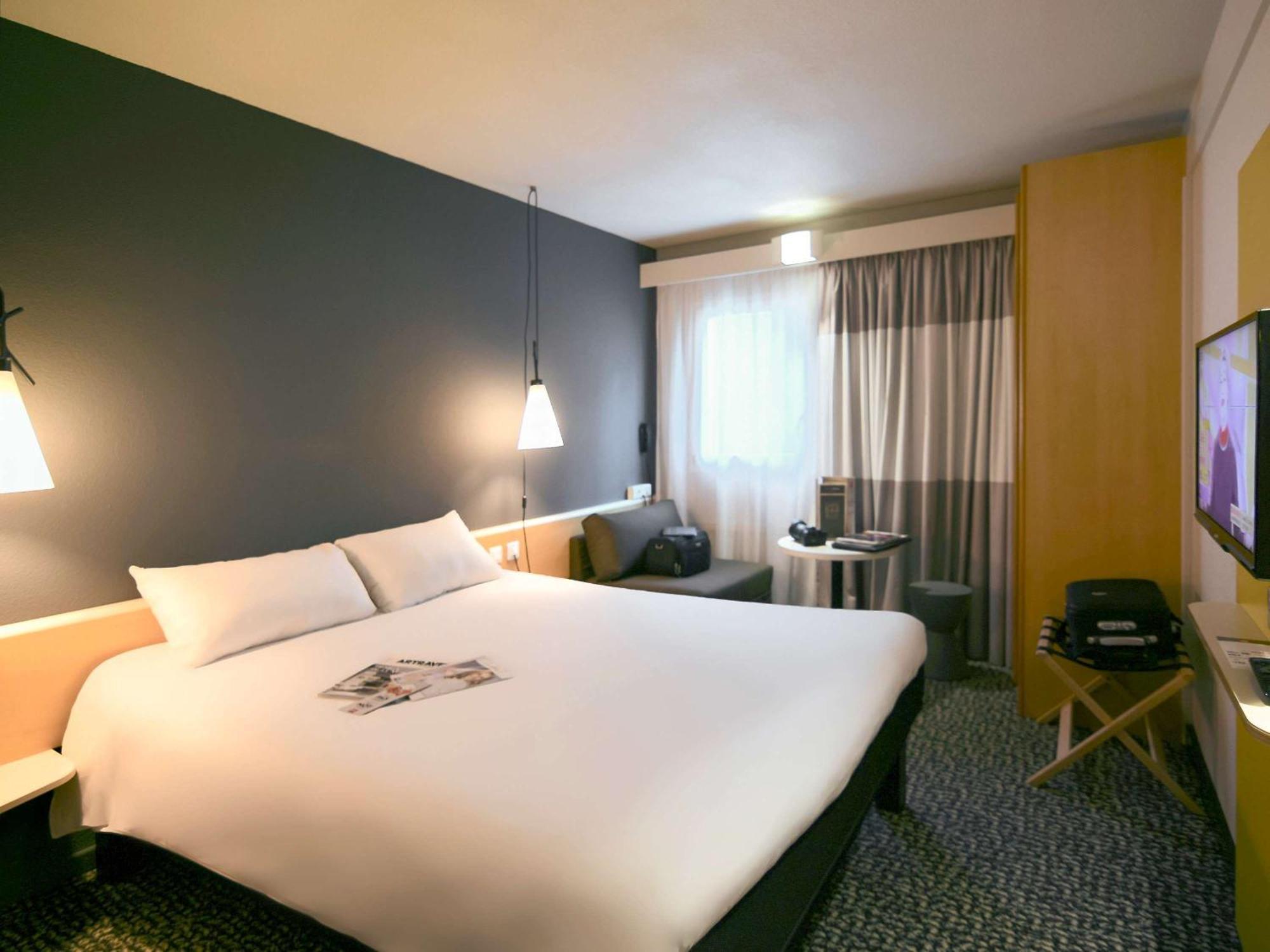 Hotel Ibis Nantes La Beaujoire Parc Expo Exterior foto