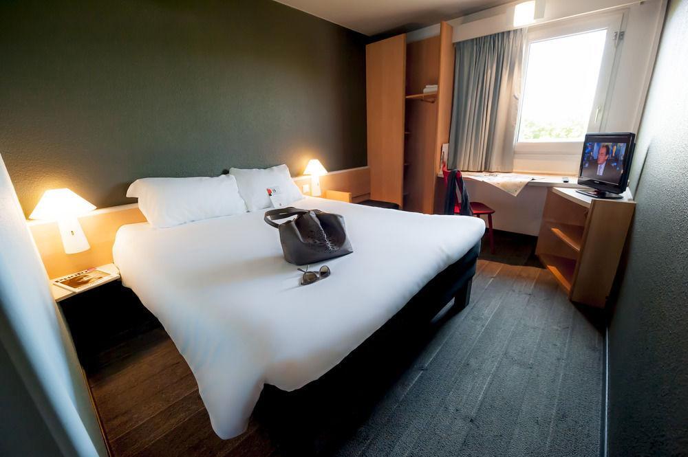 Hotel Ibis Nantes La Beaujoire Parc Expo Exterior foto